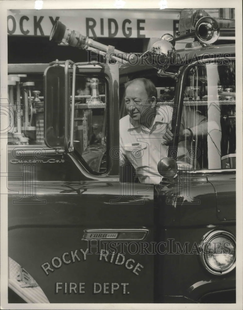 1986 J. H. McQueen of Ricky Ridge Fire District in fire truck - Historic Images