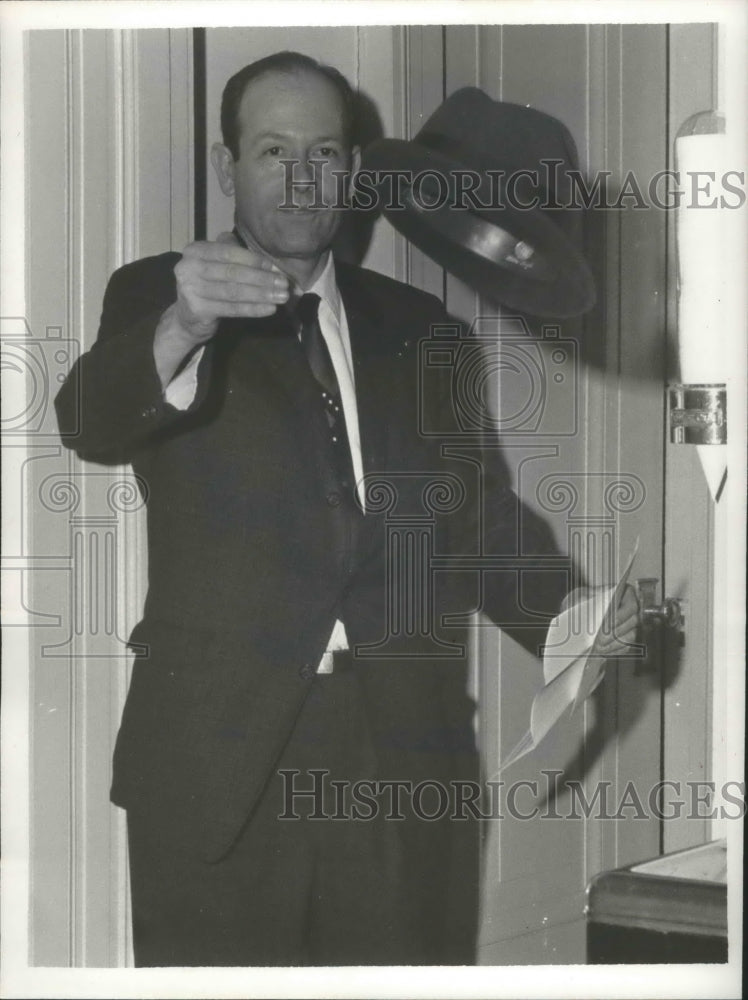 1966, State Senator Neil Metcalf, runs for Lieutenant Governor - Historic Images