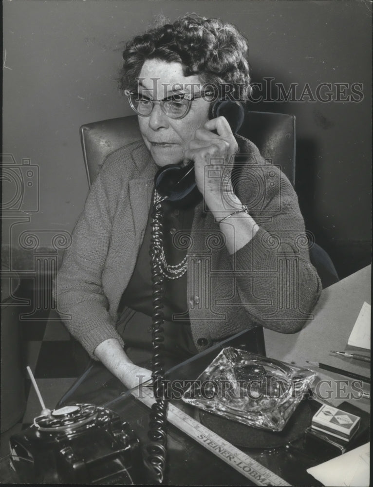 1963 Press Photo Mrs. Edwina Mitchell, warden at Julia Tutwiler prison, Alabama - Historic Images