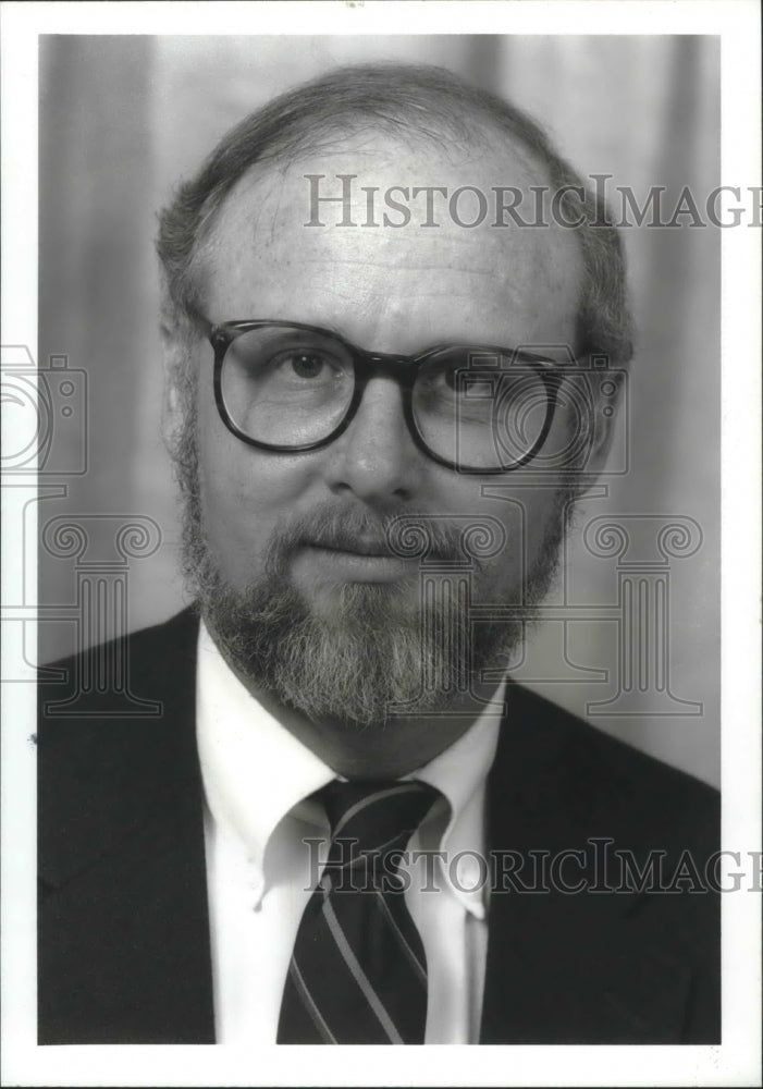 1990, T. McWilliams Dean, School of Social &amp; Behavioral Sciences, UAB - Historic Images