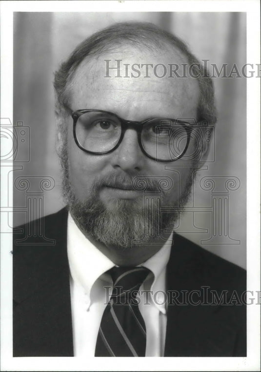 1990, T. McWilliams Dean, School of Social & Behavioral Sciences, UAB - Historic Images
