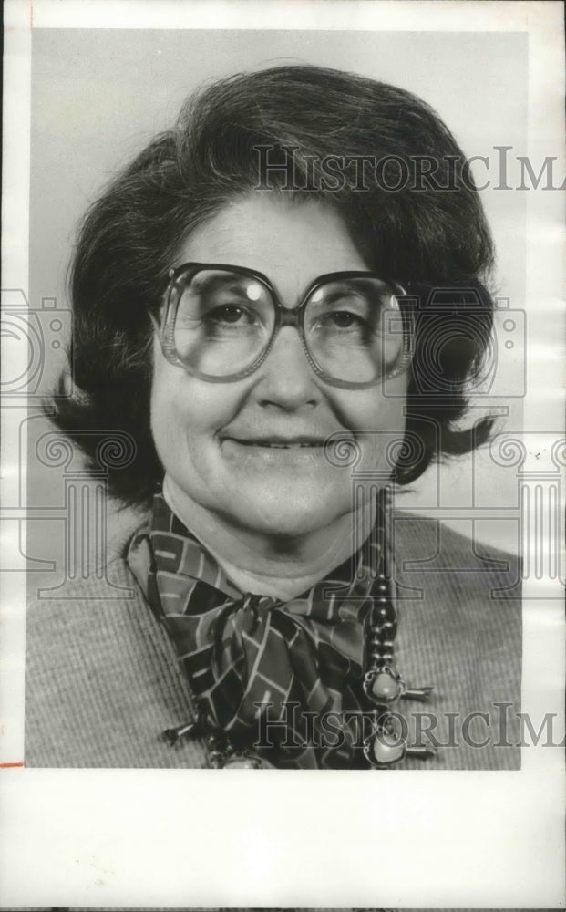 1977 Myralene Lesley, governor, 8th district of Quota International - Historic Images