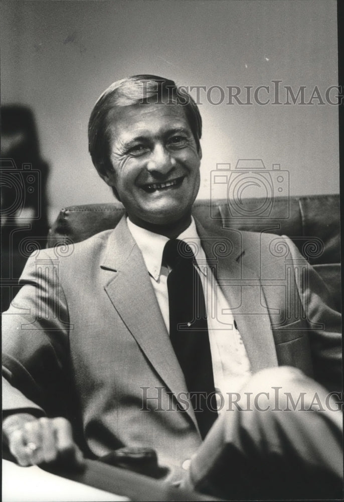 1984 H. David Nicodemus, Trussville, Mayor - Historic Images