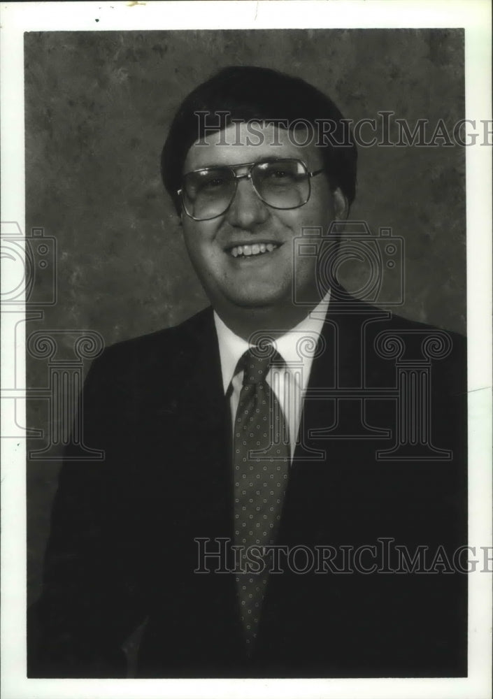 1987 Paul Lawson, Assistant Director, Baptist Medical Centers - Historic Images