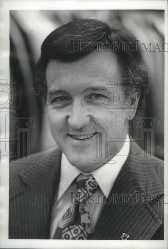 1976, Owen Lawless, Jones-Lawless Men's Store - abna36782 - Historic Images