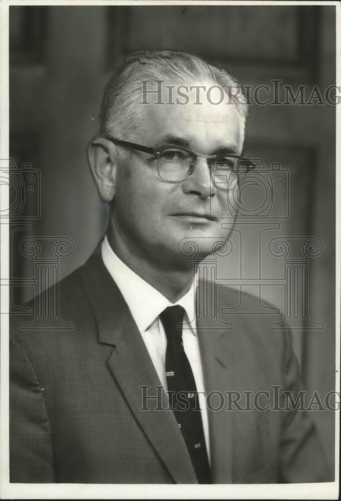 1970 Press Photo Banker George LeMaistre - abna36852 - Historic Images