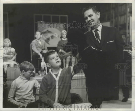 1966 Press Photo Doctor Worth Lanier, ETV - abna37051 - Historic Images