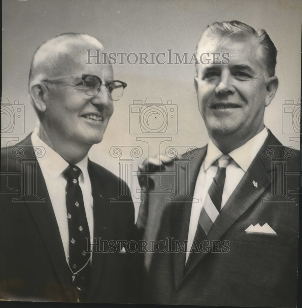 1964 Press Photo Doctor David A. McCoy, right, oculist, and Roy P. Bridges - Historic Images