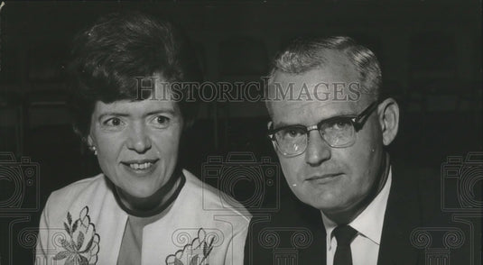 1965 Press Photo Frank Lewis, Birmingham Trust & Marjorie Dunlan - abna37175 - Historic Images