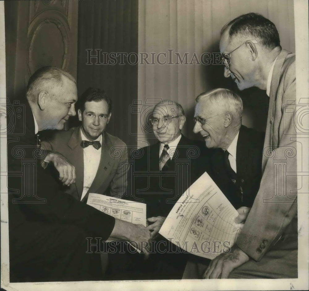 1952 Press Photo chairman Dr. Seale Harris & Professional men for Eisenhower - Historic Images