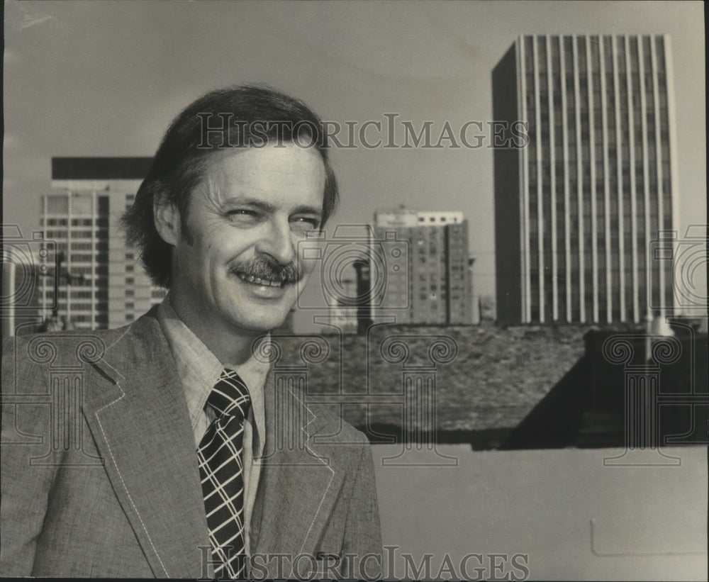 1974 Press Photo Paul Mayer, Birmingham Metropolitan Development Board - Historic Images