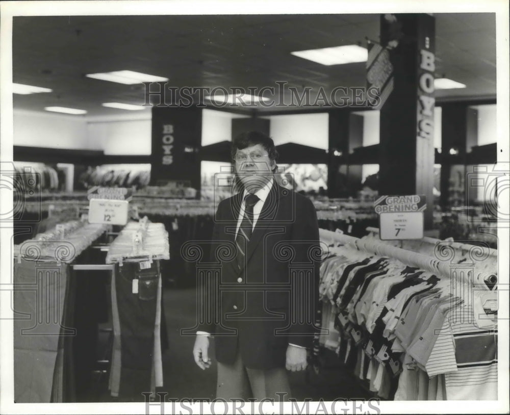 1981, Sydney Levinson of New Ideal Store, Bessemer, Alabama - Historic Images