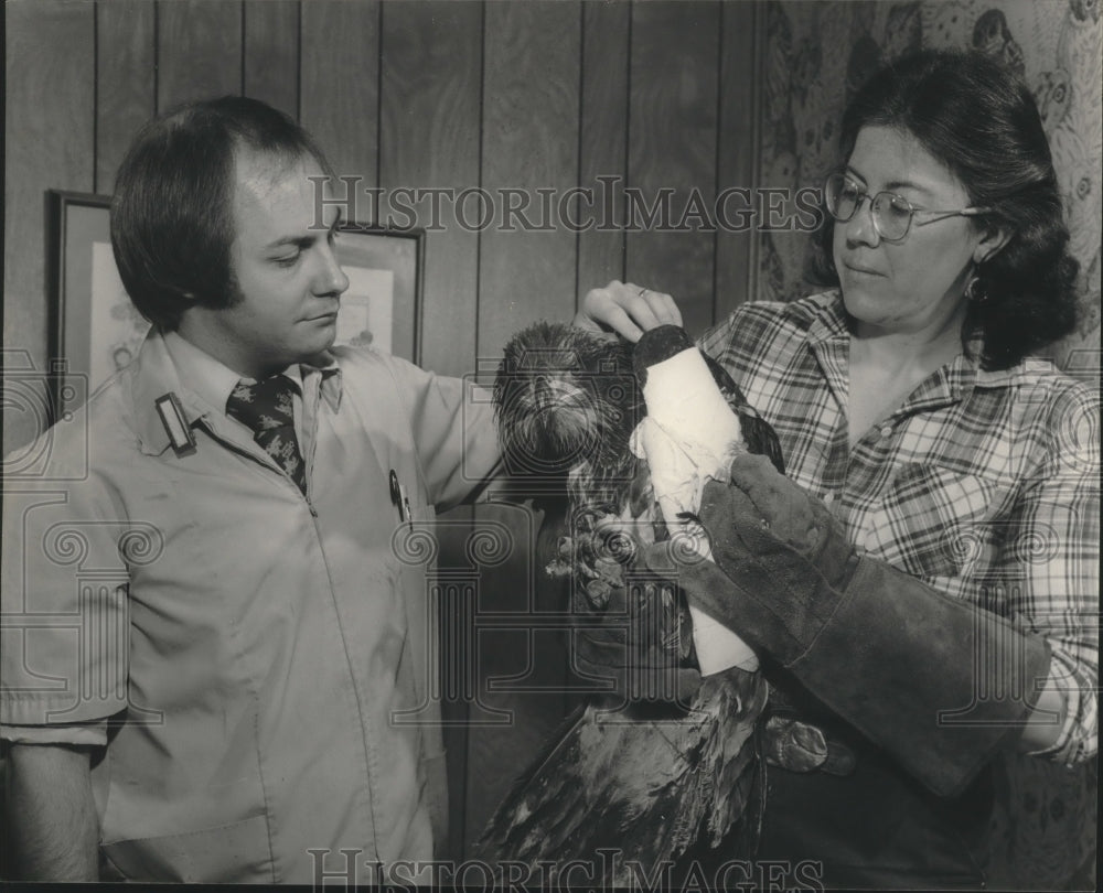 1982, Anne Miller, Ruffner Mountain with Doctor David Friddle - Historic Images