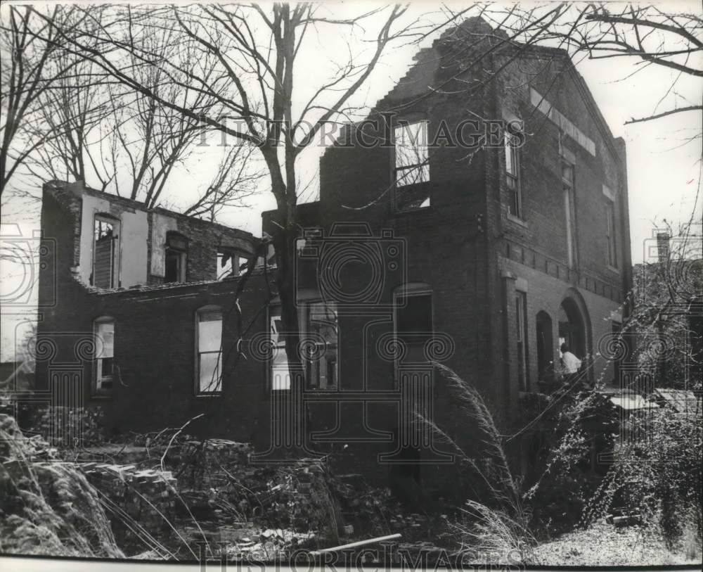 1977, Abandoned, Partially Demolished Building in Pratt City, Alabama - Historic Images