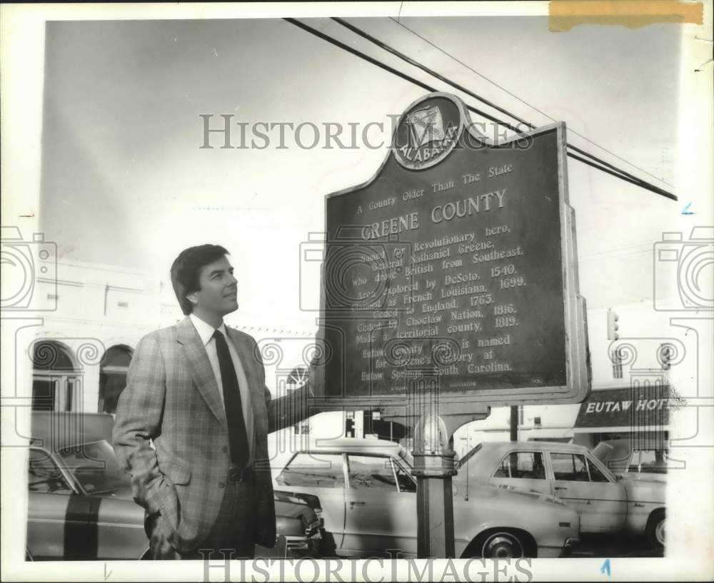 1980, Lawrence Oaks, New Director of Alabama Historical Society - Historic Images