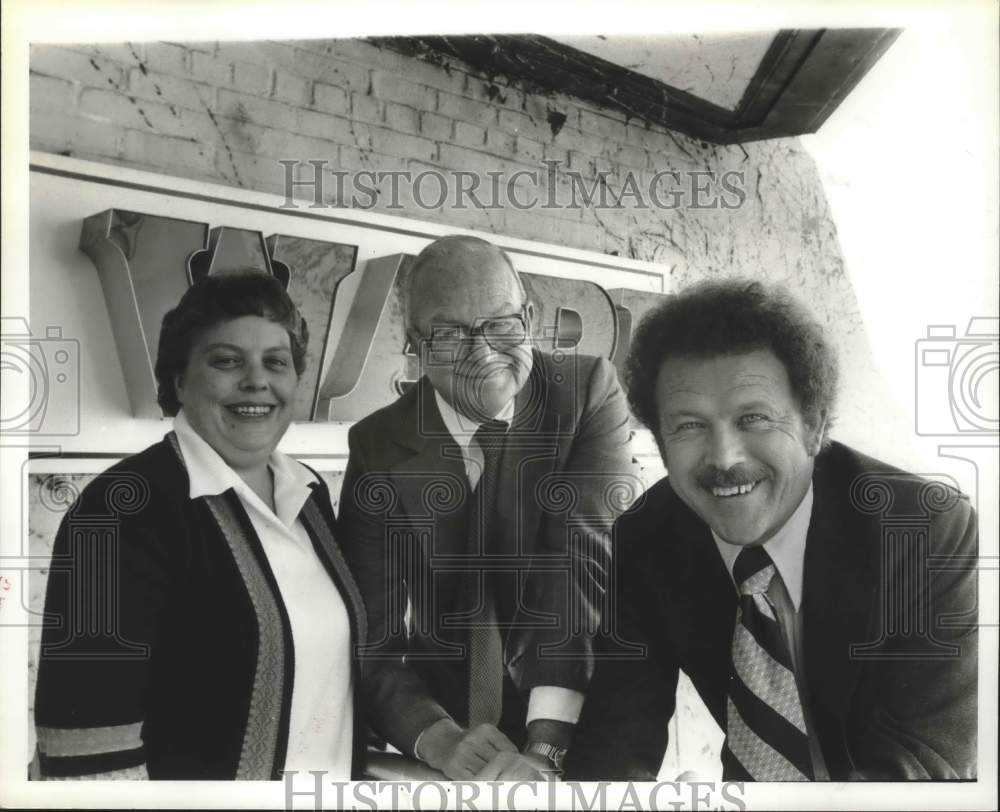 1978 Press Photo WAPI Radio with Joan Joyce, Donald Olson and Jim Chenoweth - Historic Images