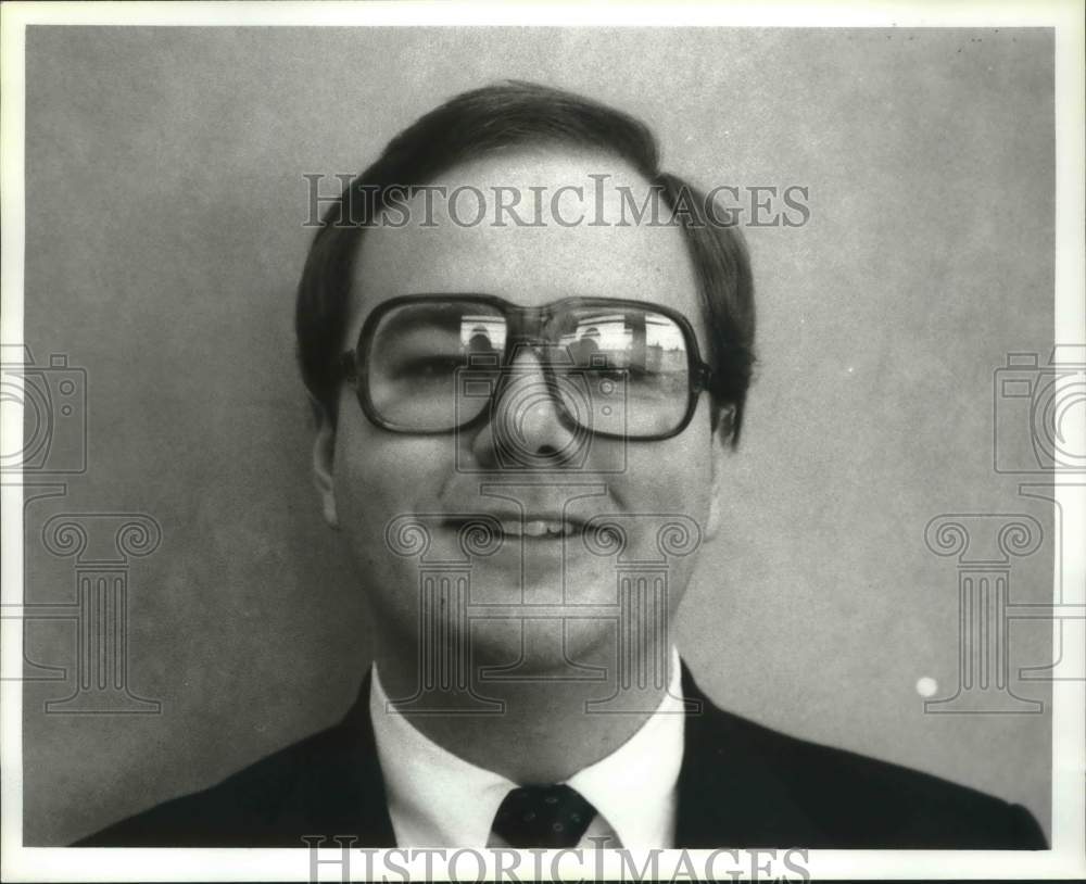 1985 Press Photo Bill Murray, rooms manager for Sheraton Hotel, headshot - Historic Images