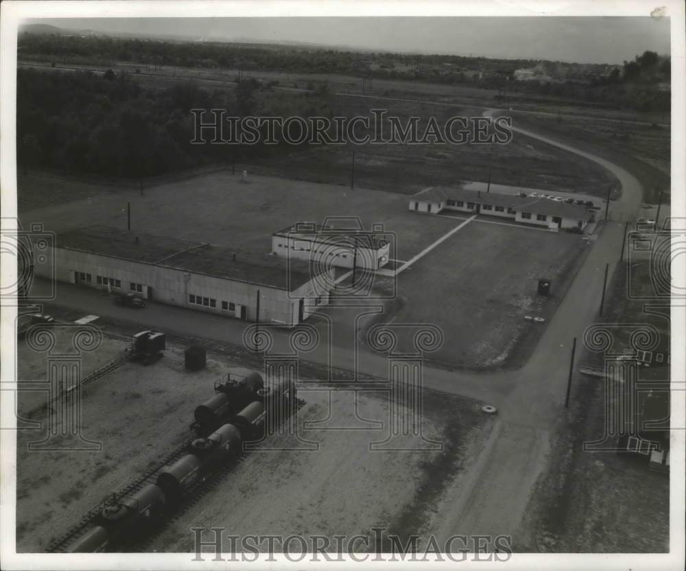 1954, Alkal Diamond Chemical Co., exterior shot, Muscle Shoals, Alaba - Historic Images