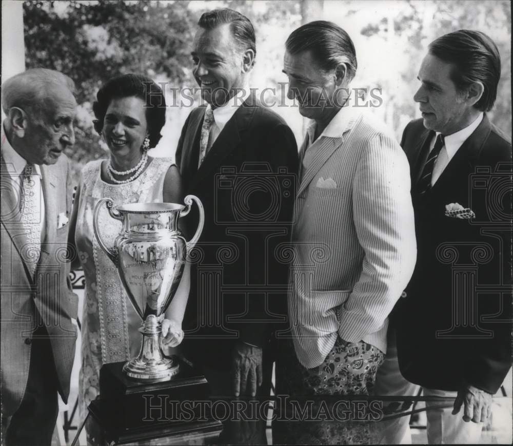 1974 Press Photo Alfred M. Shook Sr. &amp; others admiring trophy - abna37880 - Historic Images