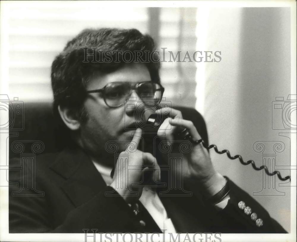 1979, Bessemer Alabama Deputy DA W.A. Pete Short on telephone - Historic Images