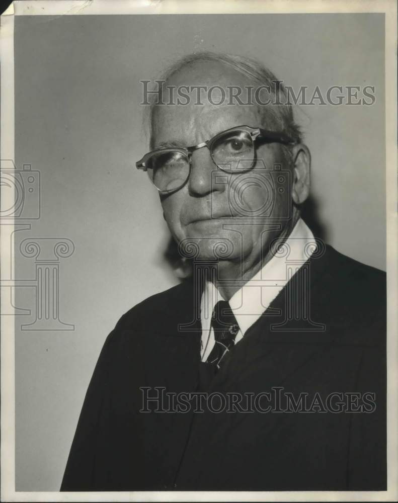 1974 Press Photo Judge L.S. Moore, Centerville, Alabama - abna37937 - Historic Images