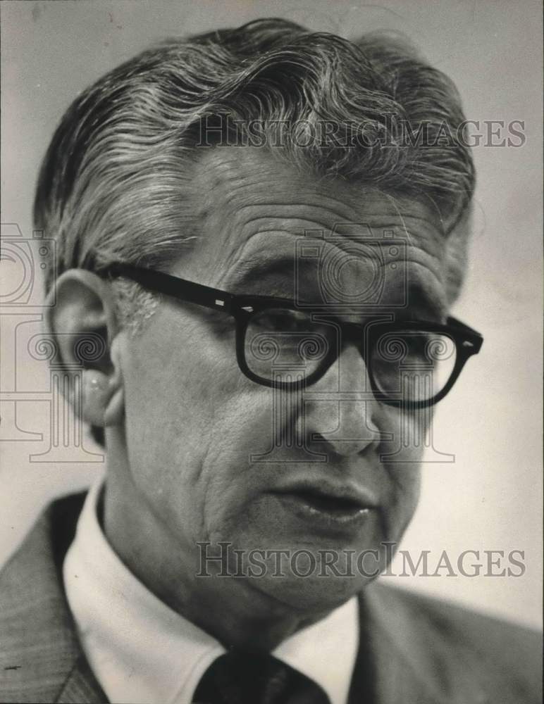 1986 Press Photo Ray Moore, Jefferson County Commissioner, Alabama - abna37943 - Historic Images