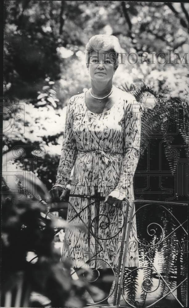 1977 Press Photo Mrs. Joe Sewell, President, Linly Heflin Unit - abna37996 - Historic Images