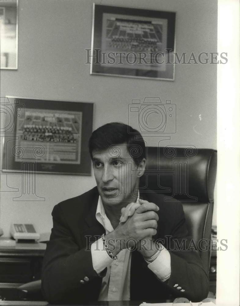 1986 Press Photo Football Official Jerry Sklar - abna38062 - Historic Images