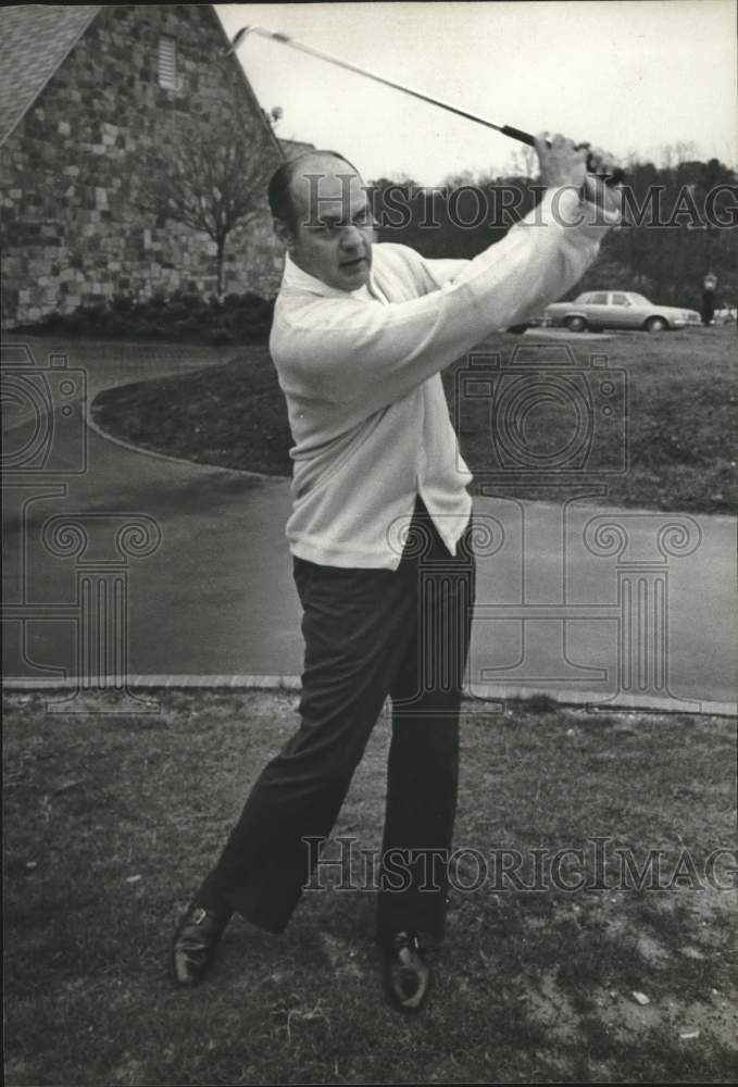 1980 Press Photo Krewe King Donald Pritchard Playing Golf - abna38269 - Historic Images