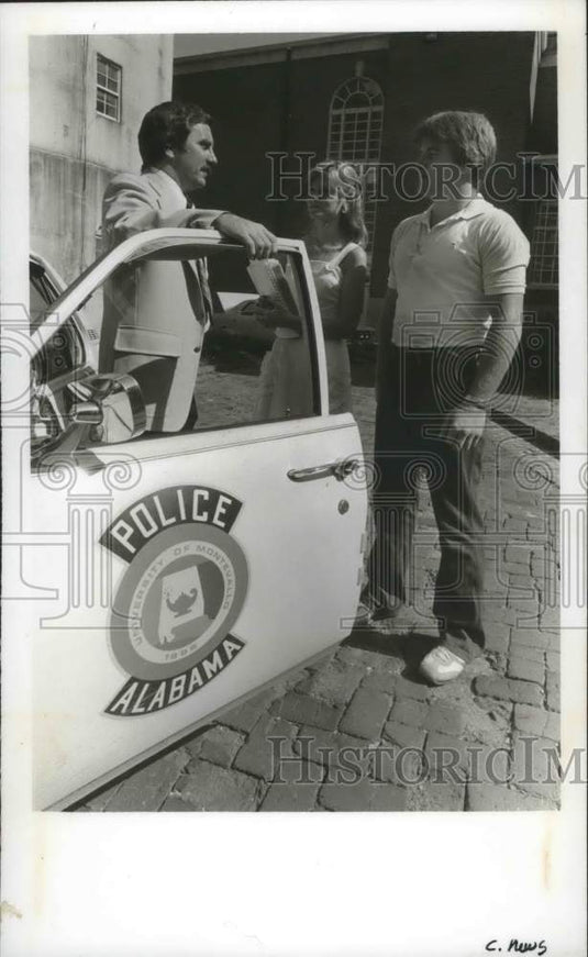 1978, Montevaldo AL police chief David Nichols & students - abna38435 - Historic Images