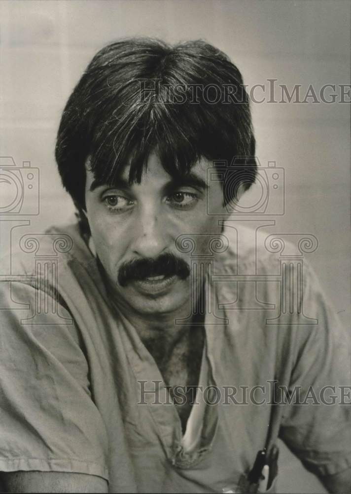 1984 Press Photo Dr. Earle Pope, Researcher at University of Alabama, Birmingham - Historic Images