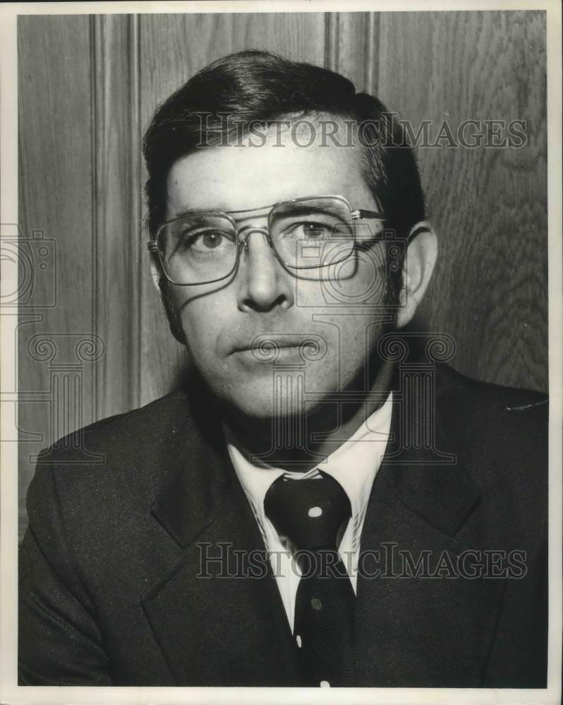 1974 Press Photo Don Newton, Birmingham Chamber of Commerce, Executive Director - Historic Images