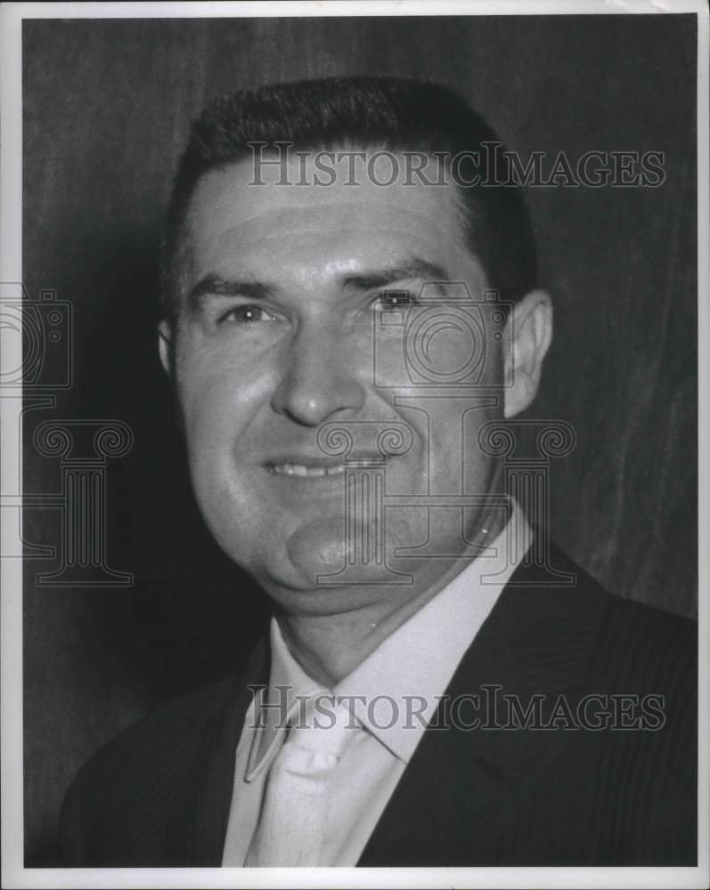 1964 Press Photo Ben K. McKinnon, v.p. & gen. manager of WSGN radio, portrait - Historic Images