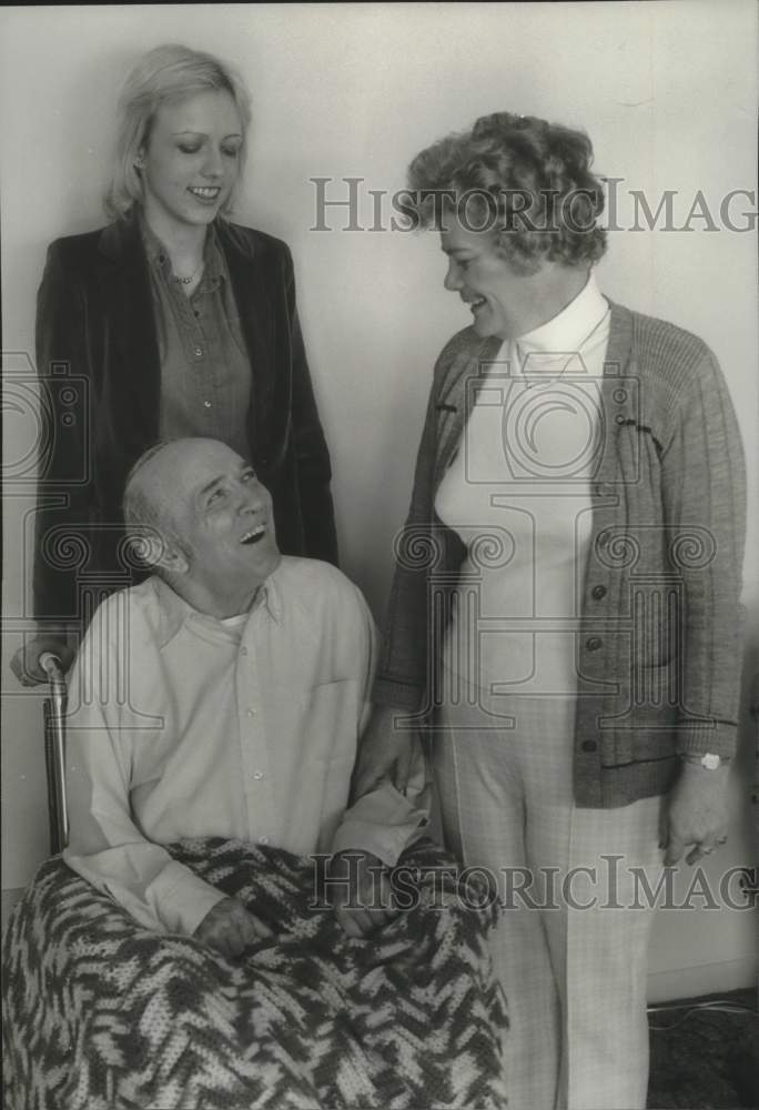 1980 Press Photo Mr. &amp; Mrs. Clarence Murpheree, Blount Cty AL, &amp; daughter Karen - Historic Images