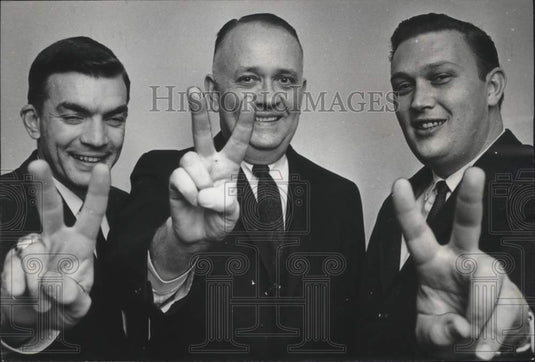 1966, Allen Murdoch, Five PTS YMCA drive at victory dinner in Alabama - Historic Images