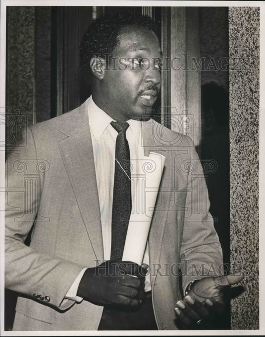 1988, Tyrone Robinson, Radio Announcer and Defendant in Murder Case - Historic Images