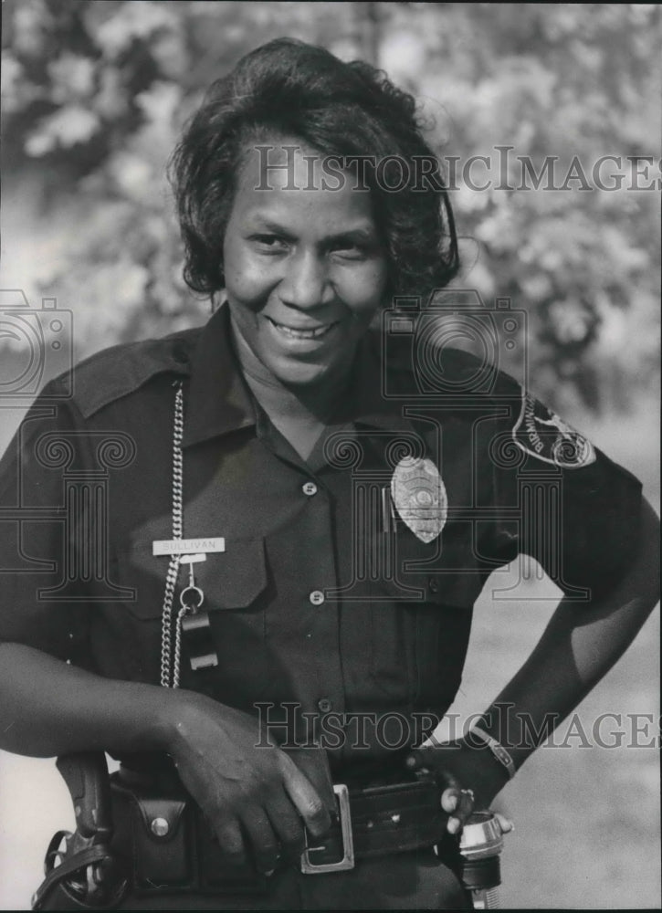 1975 Mrs. Patricia Sullivan, Birmingham, Alabama Policewoman - Historic Images