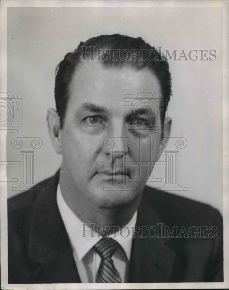 1960 Press Photo Roger Thames, Newspaper reporter - abna38990 - Historic Images