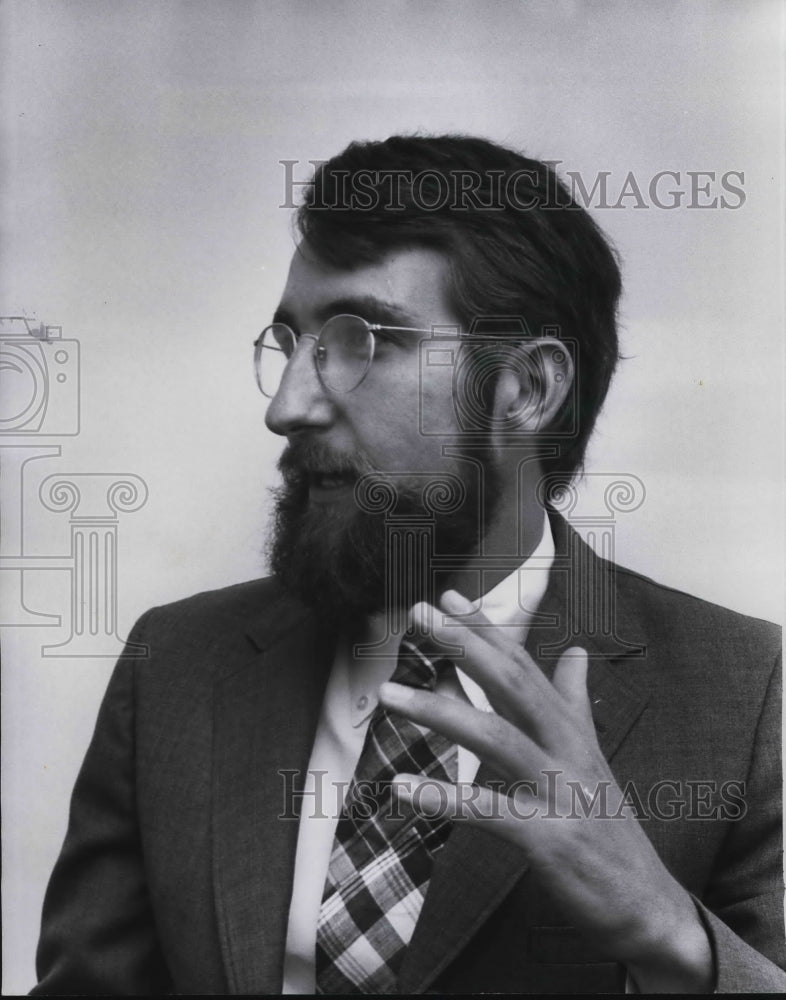 1977, Dr. William L. Roper, Jefferson County, Alabama Health Officer - Historic Images
