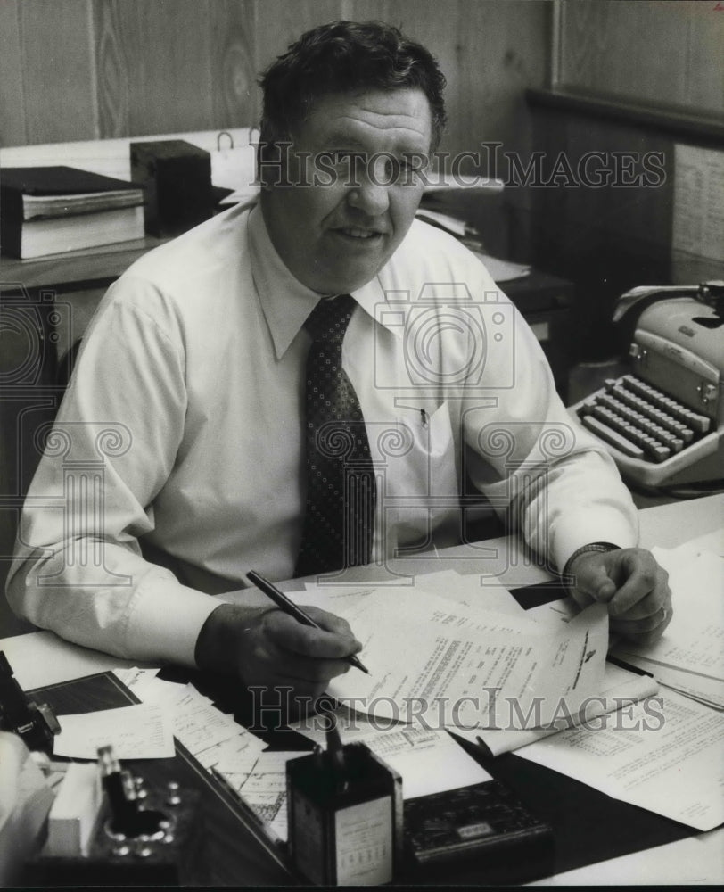 1980, Charles Rosebrough, Homewood, Alabama City Clerk - abna39277 - Historic Images