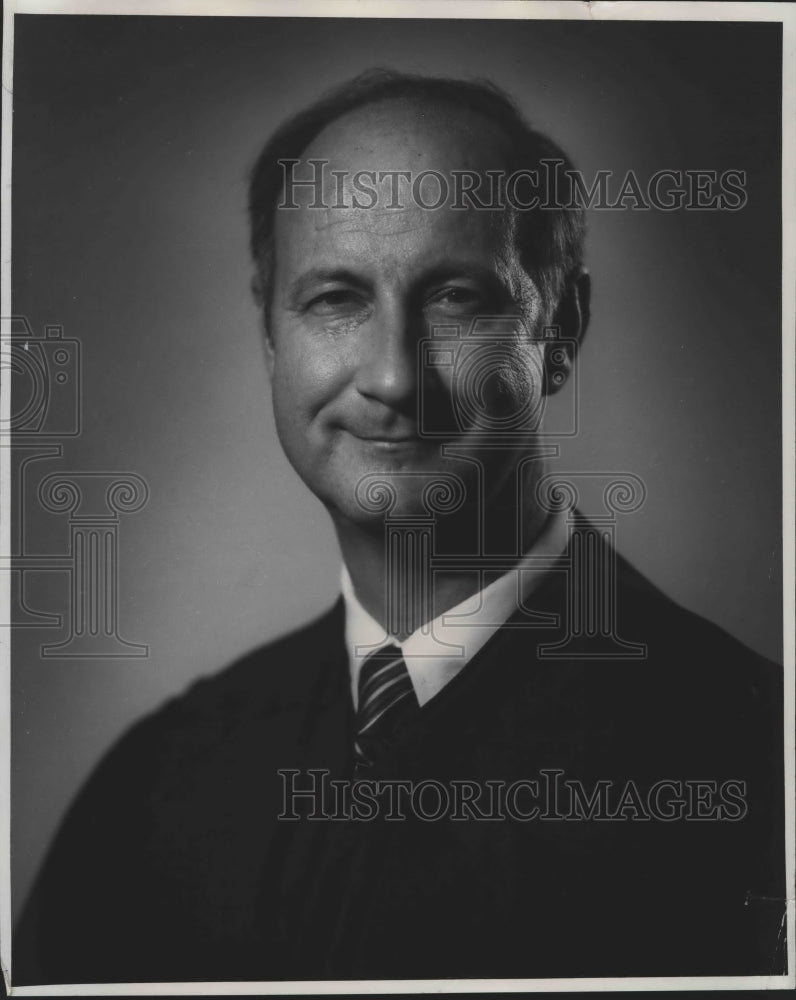 1982, Judge Tennant Smallwood, Jefferson County Judge - abna39420 - Historic Images