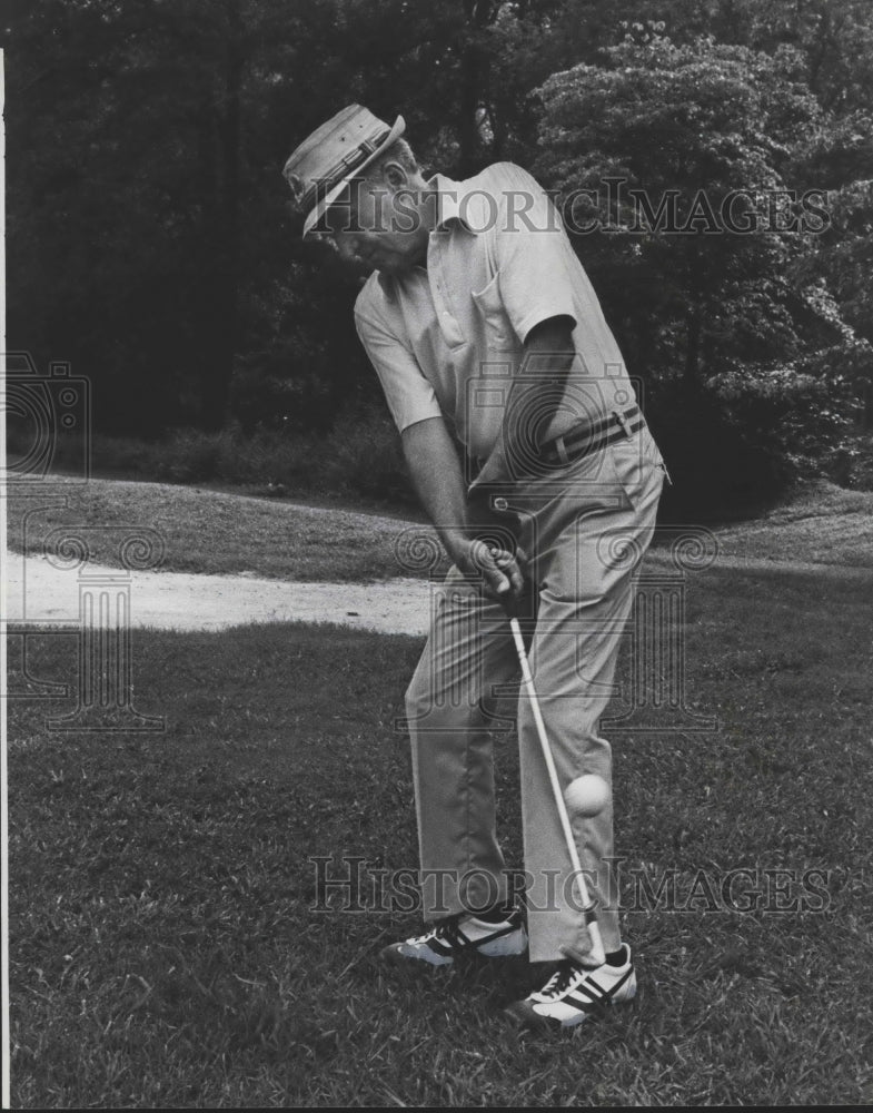 1979 Amasa G. Smith, Chicago Bridge and Iron plays Golf - Historic Images