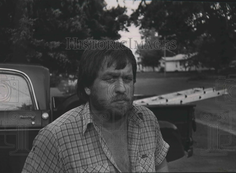 1984, William Robinson, candidate for mayor of Falkville, Alabama - Historic Images