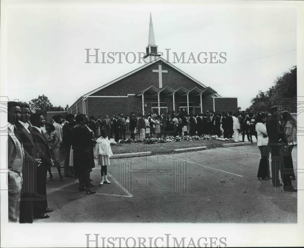1981, Crowd at Church Await Family of Slain Policeman, Alabama - Historic Images