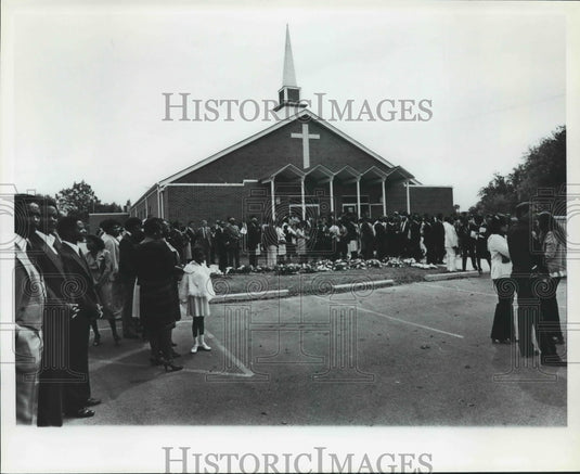 1981, Crowd at Church Await Family of Slain Policeman, Alabama - Historic Images
