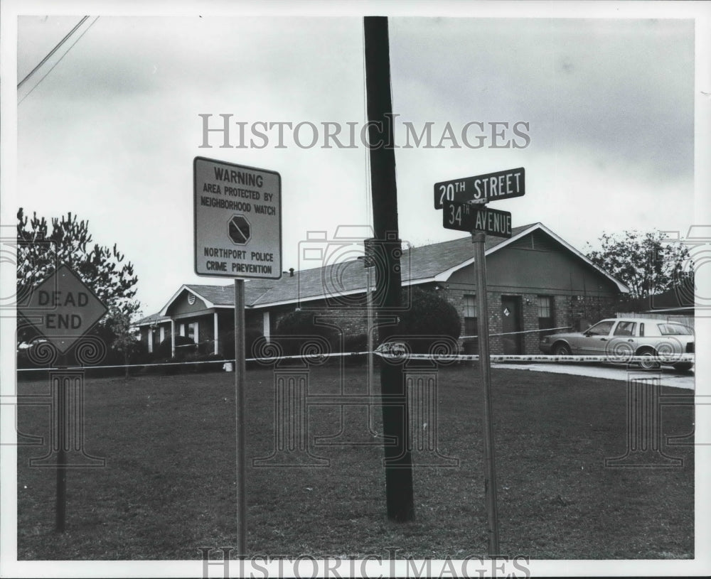 1992, home of Reverend &amp; Mrs. H.P. Thomas in Northport, Alabama - Historic Images