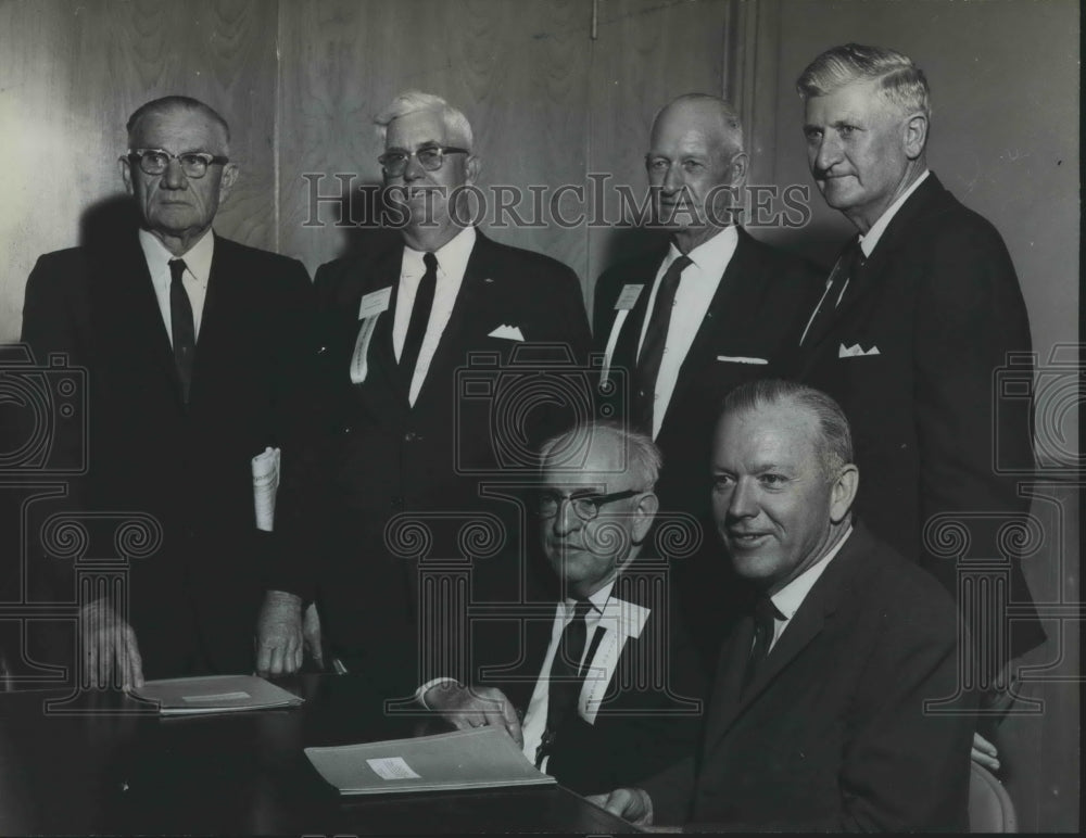 1963 Press Photo Alabama Farm Bureau Officers to Serve Another Year - abna39648 - Historic Images