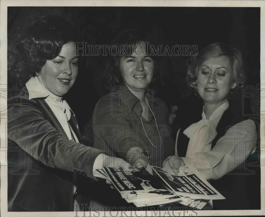 1978, Birmingham Symphony Orchestra Women's Committee Members Meet - Historic Images