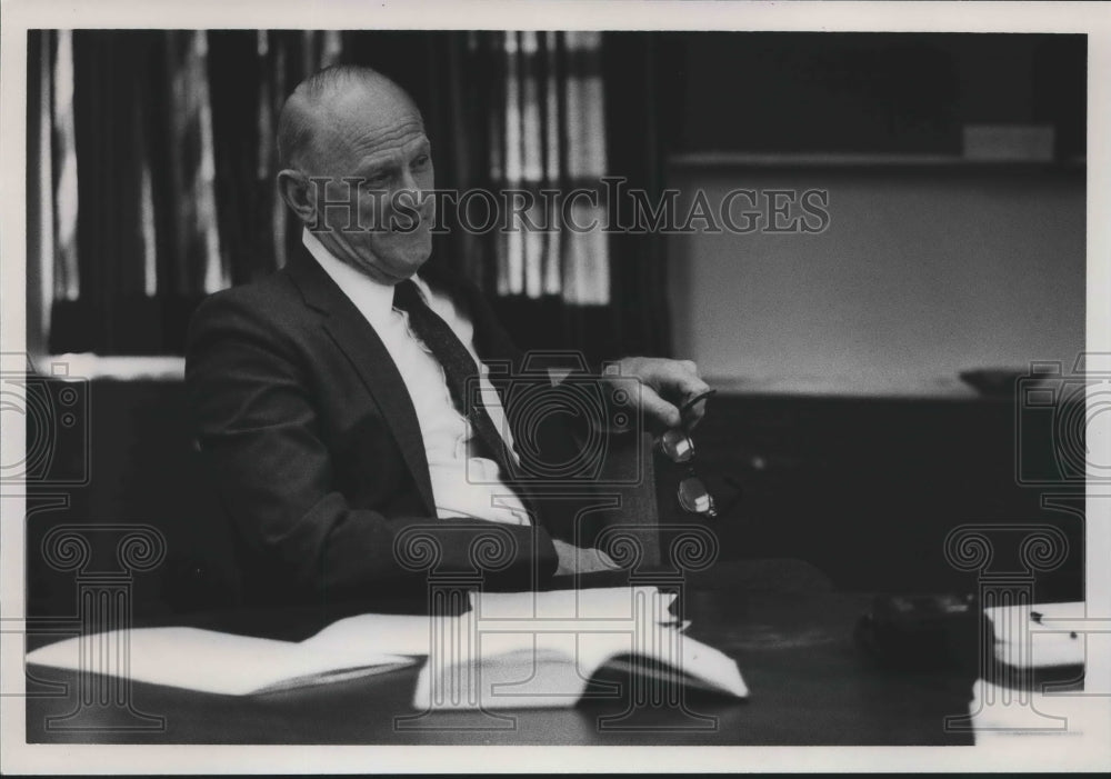 1987, Judge George Reynolds - abna39799 - Historic Images