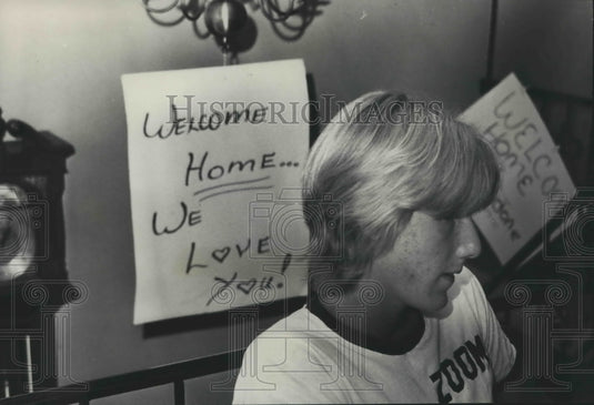 1978 Press Photo Kidnap Victim Paul Thompson Returned Safely Home - abna39918 - Historic Images